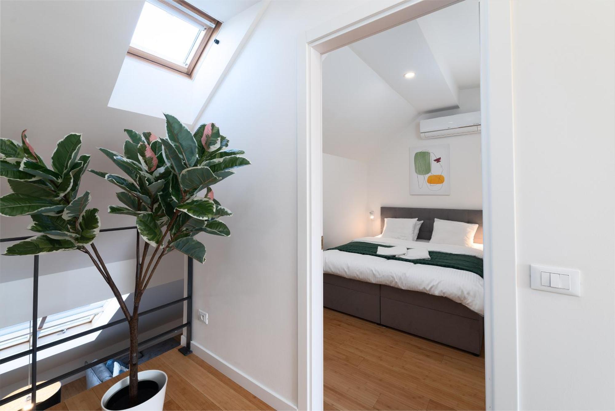 Two-Level Apart With A Terrace Near The Vltava River 프라하 외부 사진